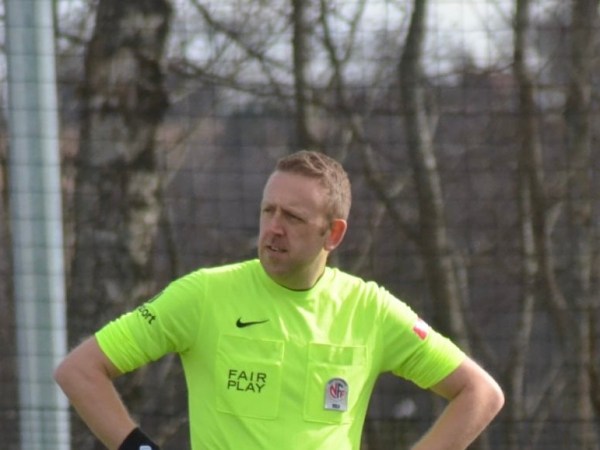 Dommere i Oslo: Slik synes vi det er å dømme 4.&nbsp;divisjon