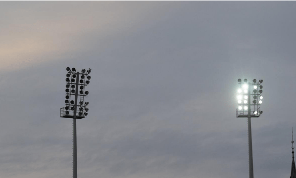 Mørke dager på Lyns hjemmebane. Dette holder ikke lenger,&nbsp;Bislett.