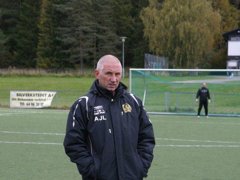 Kaos i Oslo-klubben Bøler – trener Atle Jan Larsen trekker seg uken før&nbsp;seriestart