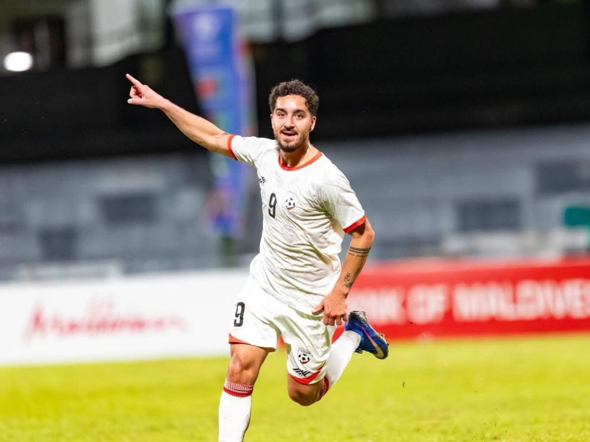 Fra Asker-gutt til landslagshelt og matchvinner i debuten: Roman Fazi opplever&nbsp;fotballdrømmen